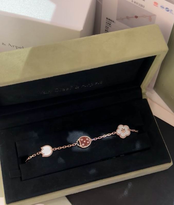 CK Bracelet 06yxs04